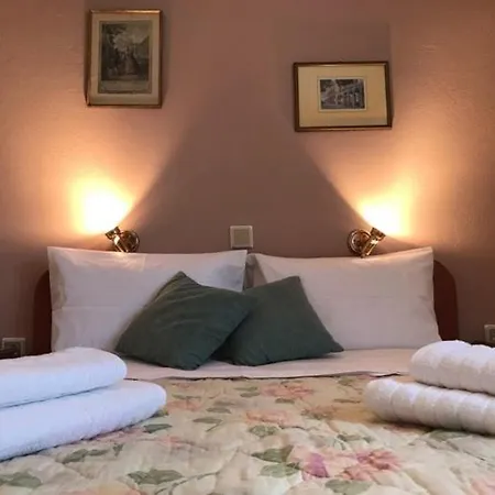 Mikro Katafygio Lodge Stavli