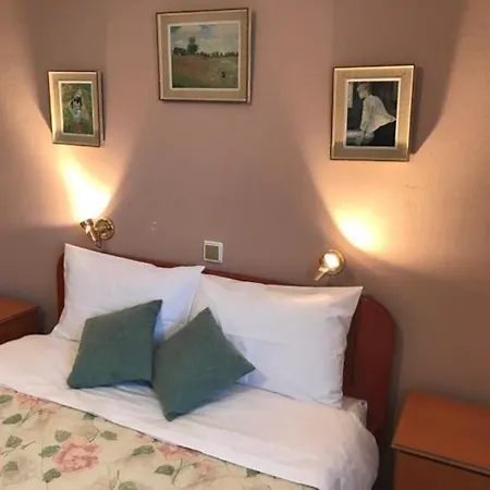 Alojamento de Turismo Selvagem Mikro Katafygio *